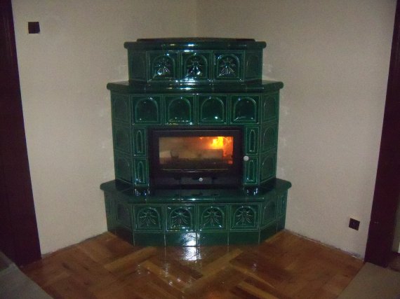 zelena lahvova kaplicka
